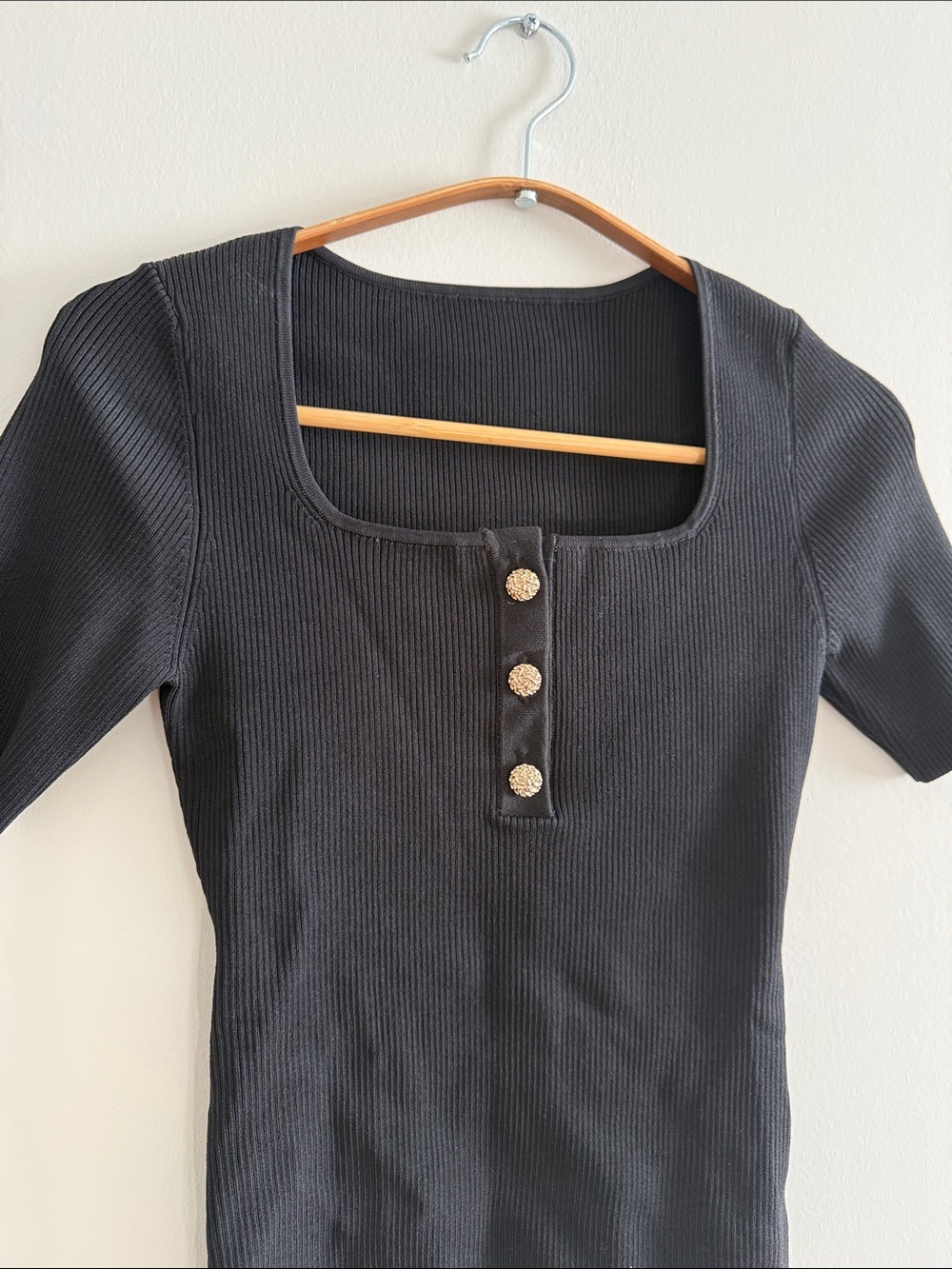 Black Ribbed Square-Neck Short Sleeve Top with Decorative Buttons - Picture 2 of 3